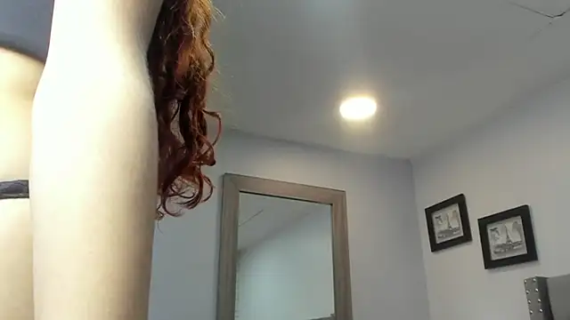 Sol_Radiant's Live XXX Chat