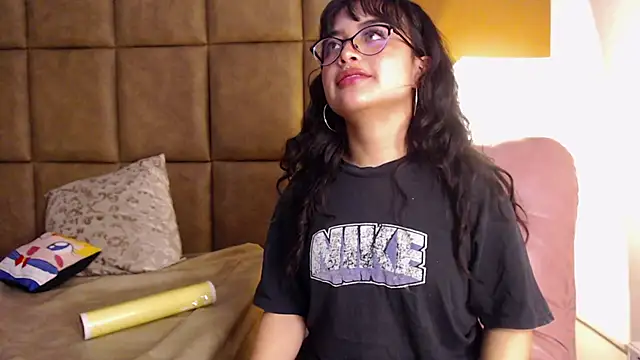 Chat XXX en directo de Mini_Rouse