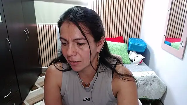 camilavargas_'s Live XXX Chat