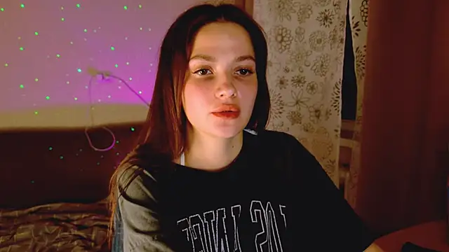 KiraVair – Live XXX-chat