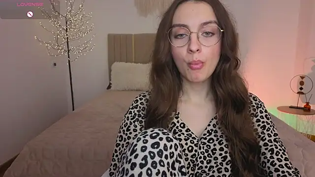 Real_cutie1's Live XXX Chat
