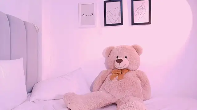 DannaHyde's Live XXX Chat