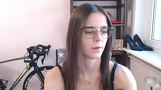 love_megi Chat XXX in diretta