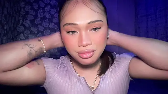 Exotic_alyssa69's Webcam Show