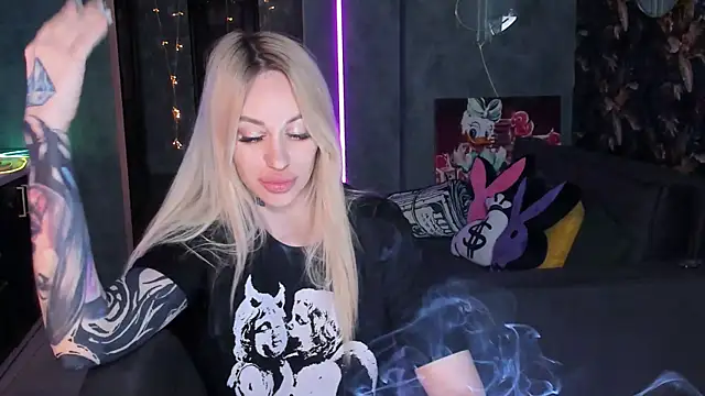 Онлайн чат XXX Blckmirrorr