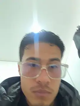 Chat XXX en directo de TavoHot_