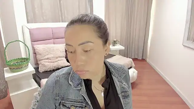gaby_trent's Live XXX Chat