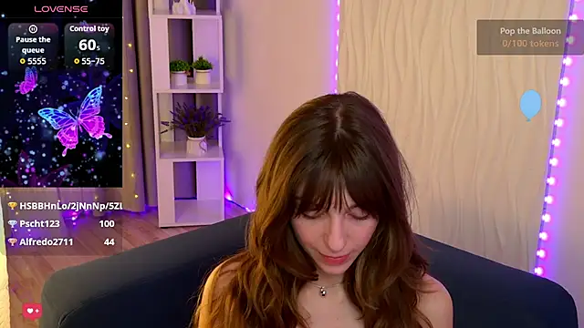 Fifi_Kitty Chat XXX in diretta