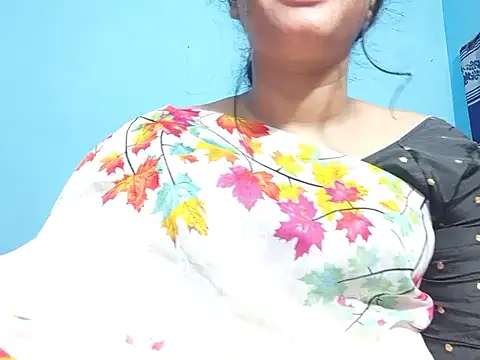 Emma_4433 Adlı Modelin Web Kamerası Şovu