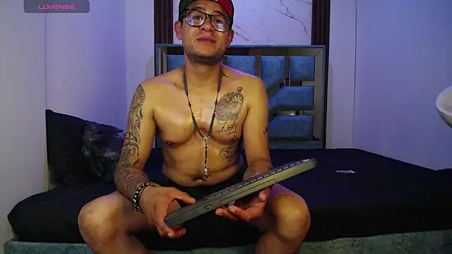 Nickk_21_n Live XXX chat
