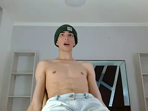 sora_jun webkamerás műsora