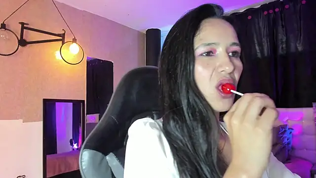 Vicky_Angeel – Naživo XXX chat