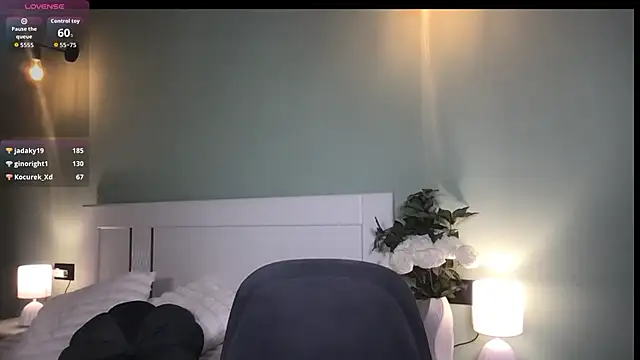 DianaaLight Adlı Modelin Canlı XXX Sohbeti
