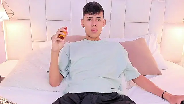 JacobFerrer live XXX chat