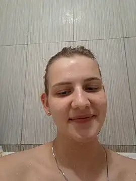 mooniekiss' Live XXX Chat