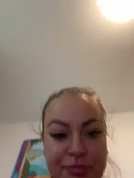 HotLivv69's Webcam Show