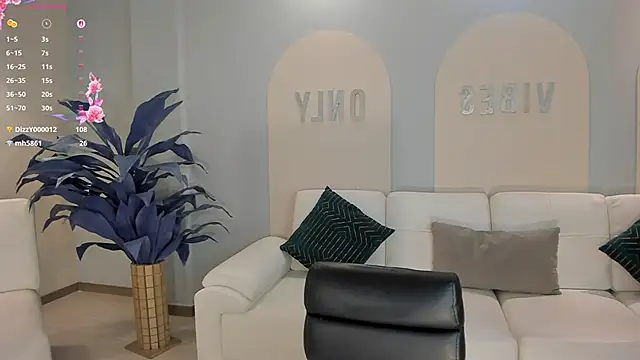 Chat XXX en directo de NinaMichelle