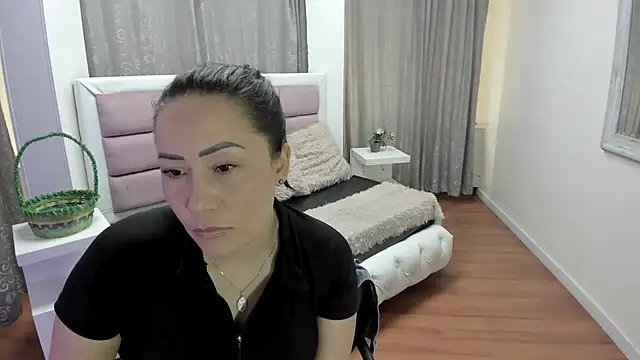 gaby_trent 现场XXX聊天