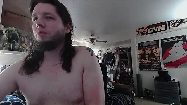 biggerisbetter12's Webcam Show