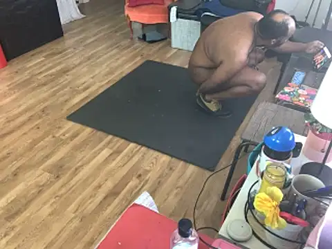 bigshh8's Webcam Show
