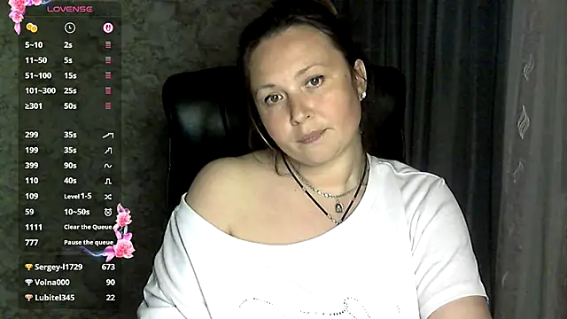 Chat +18 de NERVOMOTINA ao vivo