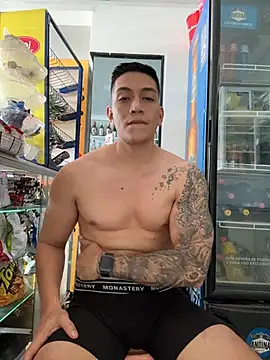 OliverWest04 Live XXX-chat
