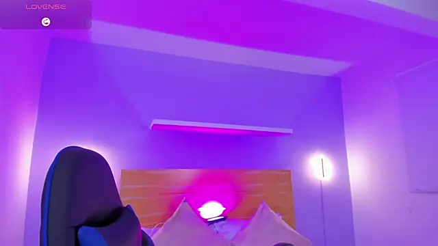 kitty_sweeety_'s Live XXX Chat