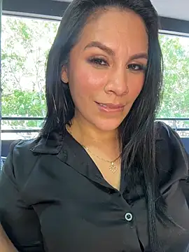Chatroom XXX en direct de Sofia_Convers