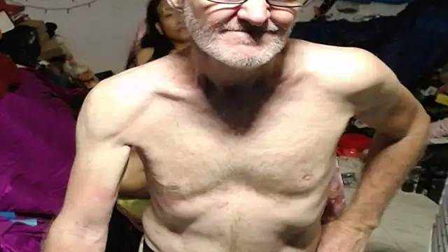 1CuteAndSexy69's Webcam Show