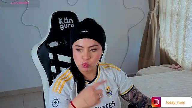 Chat XXX en directo de Victoryyy_