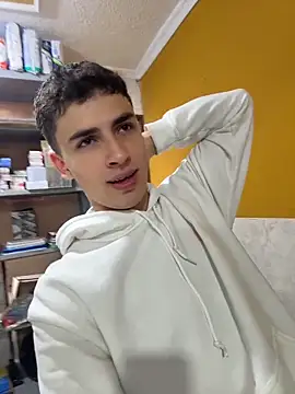 AdrianRinaldin Live XXX chat