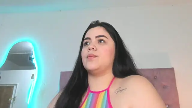 laurenlaine Adlı Modelin Canlı XXX Sohbeti