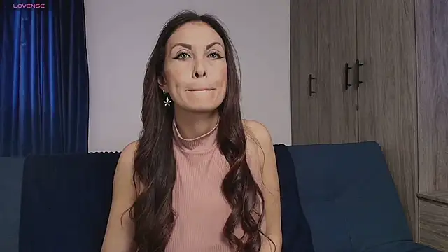 Chat XXX en directo de Swetisabella01