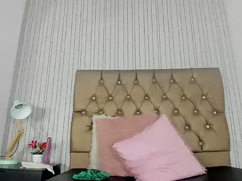 hanna_luciana 라이브 XXX 채팅