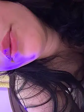 Chat XXX Live QueenRima99