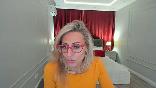 MuseOfStage Chat XXX live