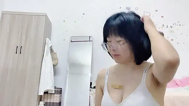 Belle-LL 现场XXX聊天