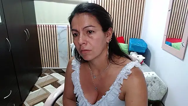 Chat XXX ao vivo de camilavargas_