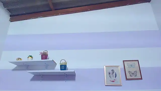 kimberlyvega Chat XXX in diretta