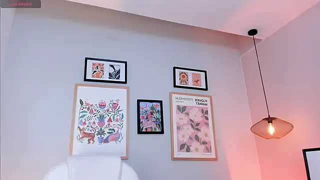 Tiffany_Low's Live XXX Chat