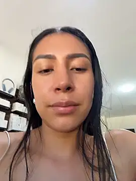 Chat +18 de pregnant_sofii18 ao vivo