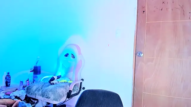 Emily_Coper18 라이브 XXX 채팅