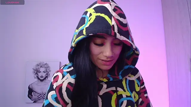 دردشة Millie_bobby الجنسية المباشرة