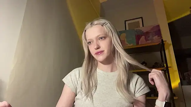 ShoshanaNogueras Show in webcam