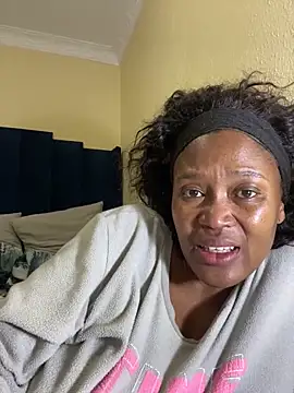 Sue_Knowledge live XXX chat