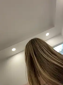 Chat +18 de IsabellaEtthan ao vivo