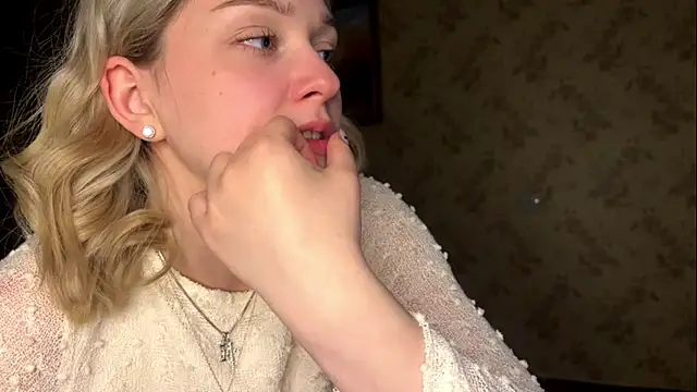 AlisiaStreitmatter: вебкам-шоу