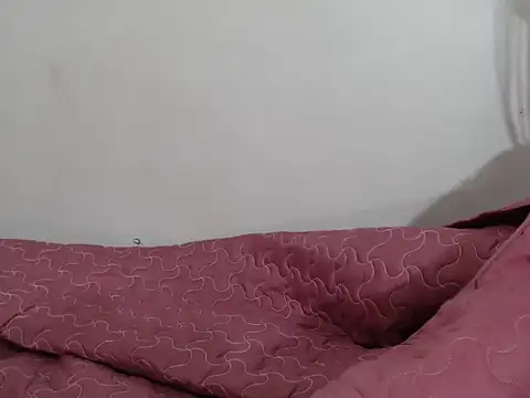 SexyPetite_22's Webcam Show