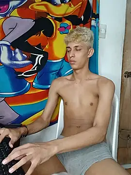 Alayn_sexy_ayes' Live XXX Chat