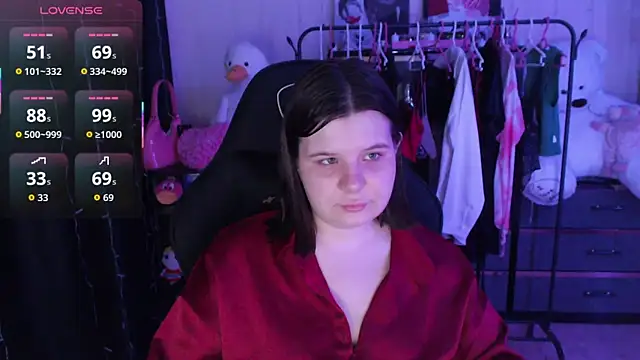 AmyVibess Chat XXX in diretta